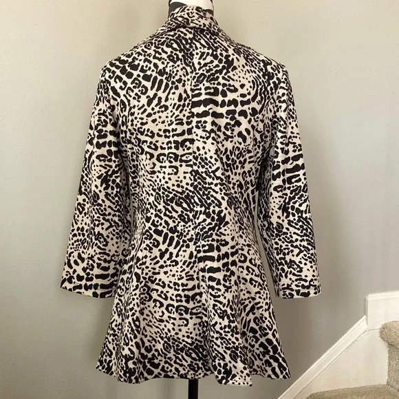 Calvin Klein Animal Print Open Jacket - Picture 6 of 7
